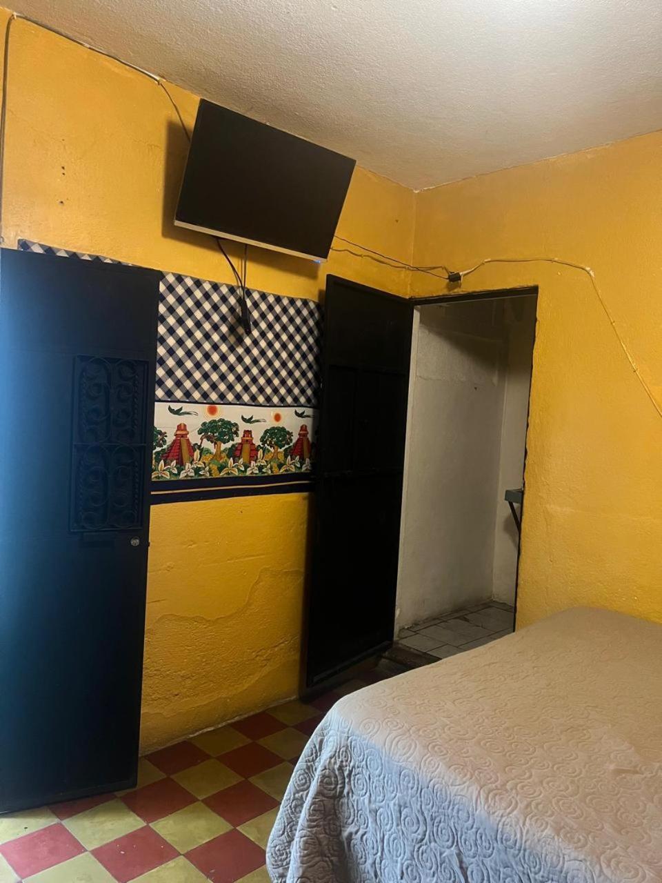 Hotel Alma Maya Antigua Extérieur photo