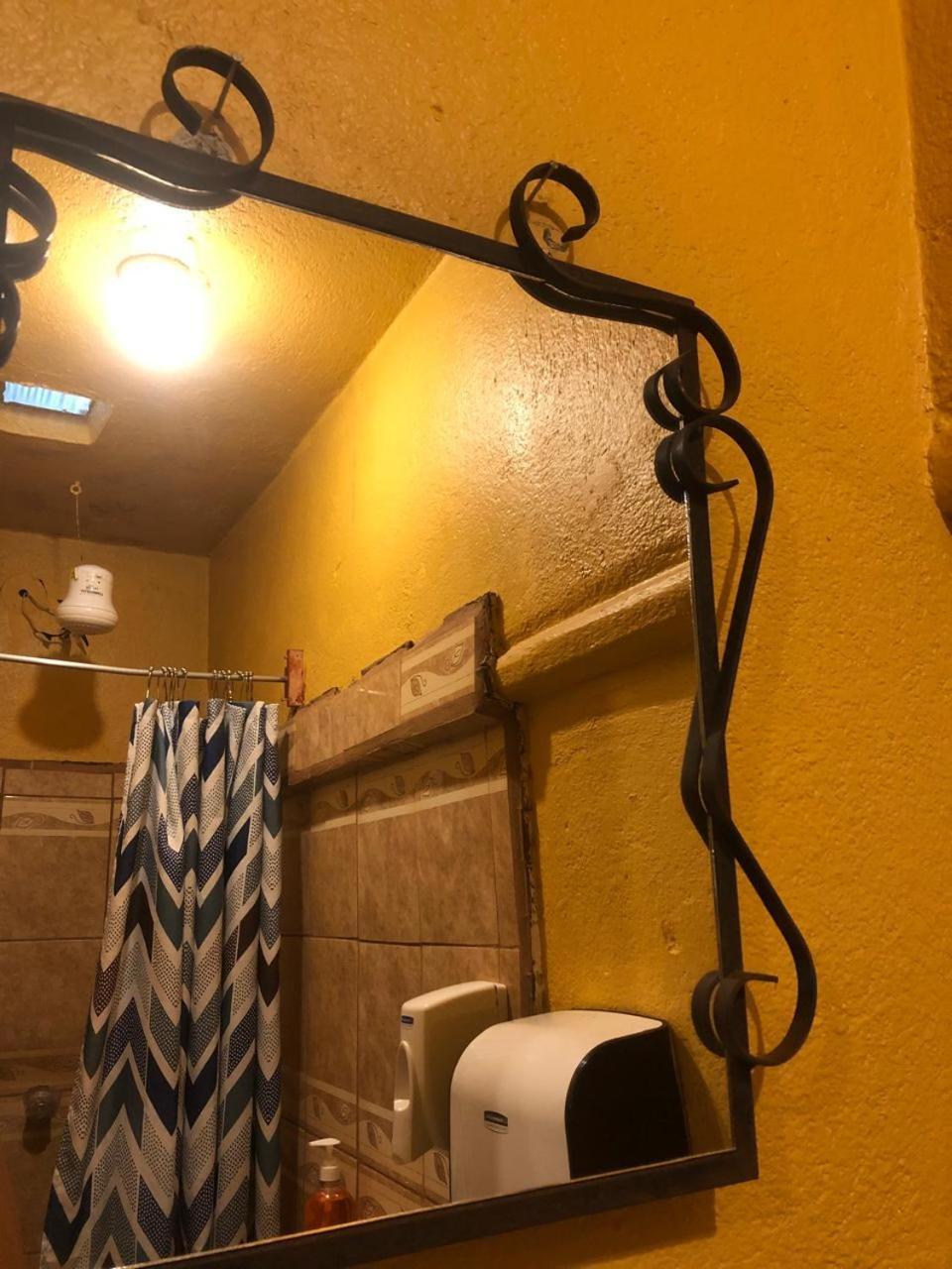 Hotel Alma Maya Antigua Extérieur photo